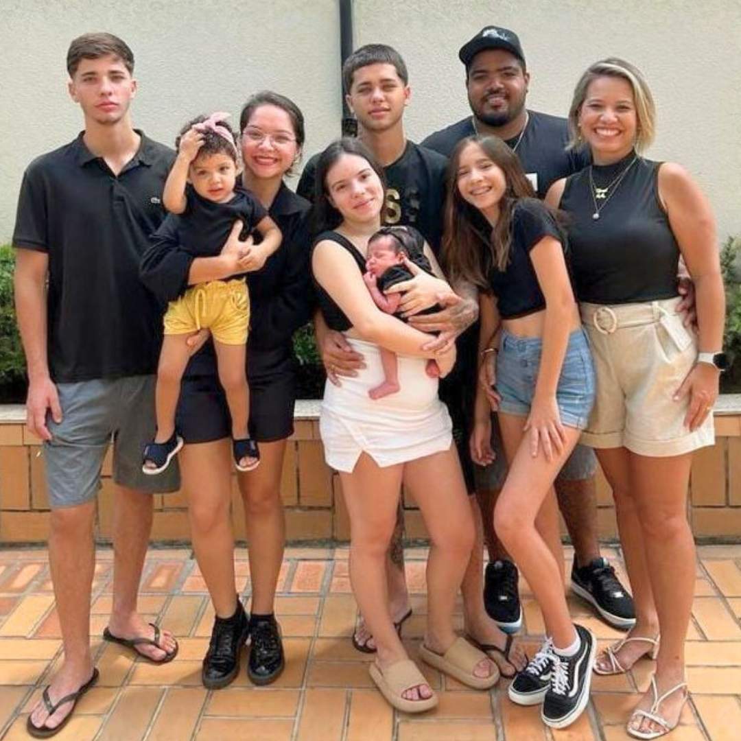 Marcela com a família